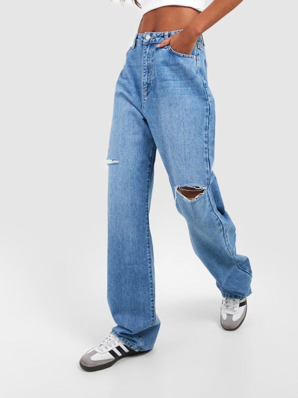 NWT Boohoo Tall Stonewash Mid Rise Rip Thigh Baggy Boyfriend Jeans Size 10